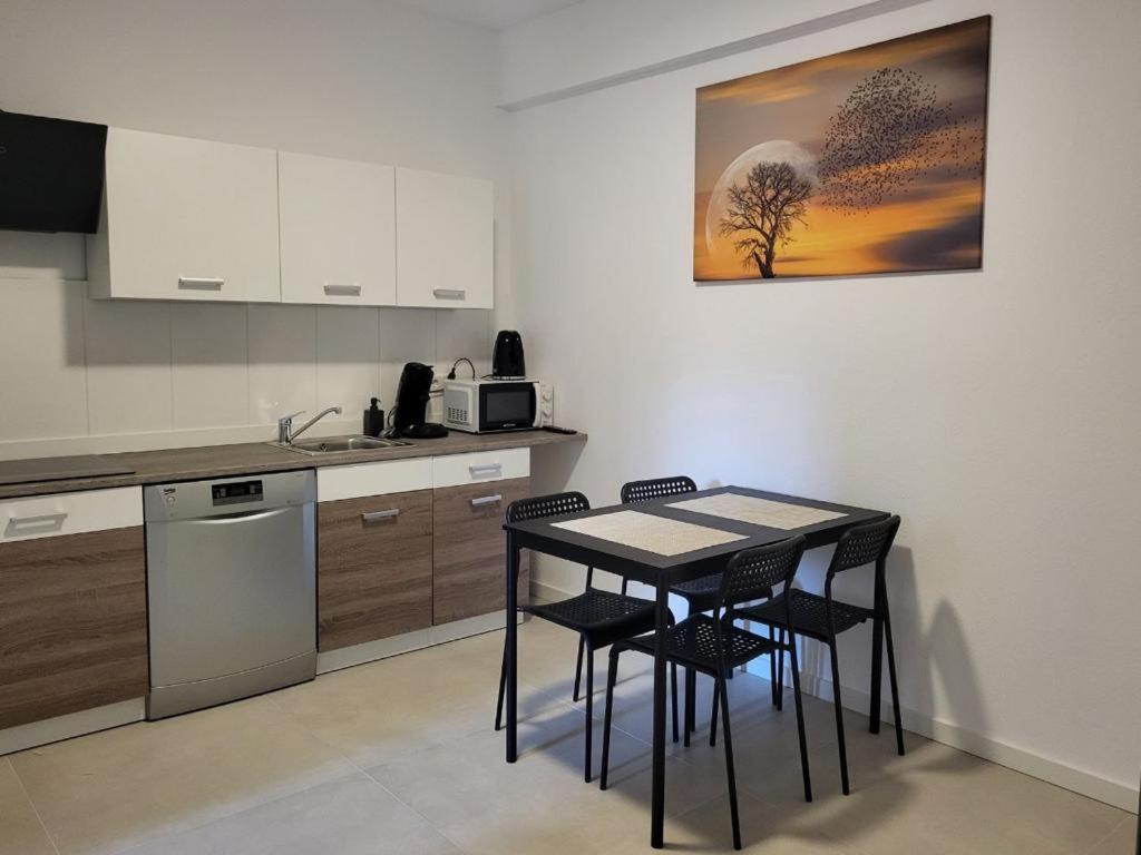 Monteurzimmer Mit Zwei Einzelnen Betten In Einer 3Zi Wohnung Mit Kuche Und Bad Όσναμπρουκ Εξωτερικό φωτογραφία