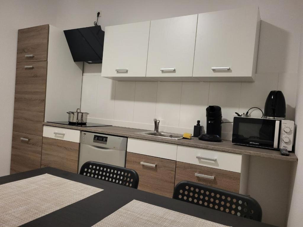 Monteurzimmer Mit Zwei Einzelnen Betten In Einer 3Zi Wohnung Mit Kuche Und Bad Όσναμπρουκ Εξωτερικό φωτογραφία